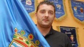 <b>DISPUESTO. </b>Emilio Viqueira espera que el delantero cántabro se pueda quedar en el Xerez.