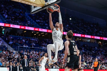 El Madrid reacciona y se pasea