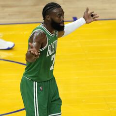 ‘He tried to pull my pants down’ - Celtics’ Jaylen Brown on Warriors’ Draymond Green