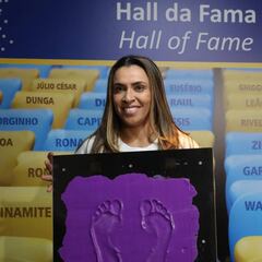 Marta vuelve al Maracaná para rehacer las marcas de sus pies