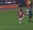 Nani vio la roja directa en el 56' por una dura entrada a Arbeloa