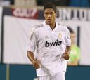 Varane debutará mañana ante la afición madridista