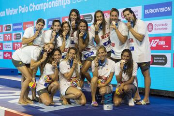 Las españolas consiguieron el bronce tras ganar a Hungría por 6-12 en el partido para el tercer y cuarto puesto del Europeo.  