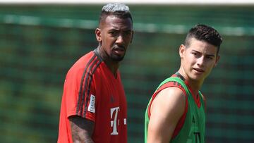 Bayern Munich&#039;s defender Jerome Boateng (L) and Bayern Munich&#039;s Colombian midfielder James Rodriguez (R) attend a team trainings session of the German first division Bundesliga team FC Bayern Munich in the team trainings camp in Rottach-Egern, s