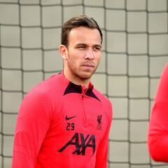 Arthur, lesionado hasta 2023