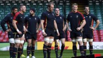 LANZADOS. Tras su hazaña ante Inglaterra, Gales se examina hoy.