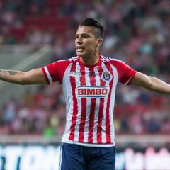 Carlos Salcedo ya sería jugador de la Fiorentina