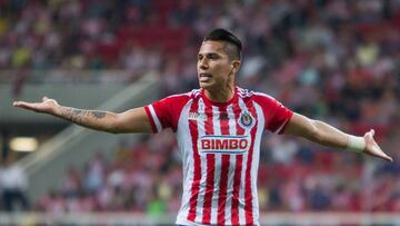 De acuerdo con el periodista Erick López de Univisión, el defensa de las Chivas partiría para jugar en el cuadro italiano por siete millones de dólares.