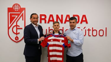 El Granada ata a Bryan