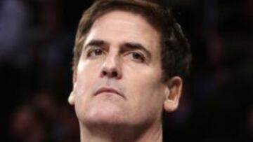 Mark Cuban, durante un partido de sus 'Mavs' ante los Knicks.