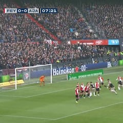 Prohibidas las faltas en la Champions: el golazo de Schöne en el Clásico de Holanda