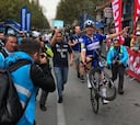 Álvaro Hodeg se impone al sprint y Lutsenko sigue líder