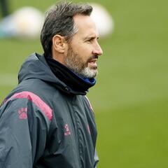 "Vamos a apurar las opciones de que llegue Raúl de Tomás"