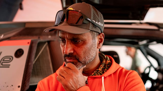 Al Attiyah bromea con las victorias de Sainz: “¿Cuántas tienes?"
