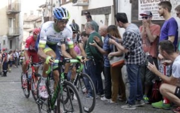 Esteban Chaves en imágenes: así ha llegado al liderato del Giro