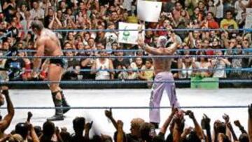 <b>VUELVEN A VALENCIA. </b>Batista, Rey Mysterio y otros luchadores ya visitaron España en septiembre.