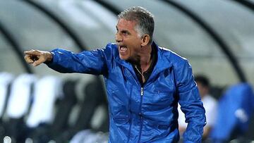 Carlos Queiroz, seleccionador de Irán, da instrucciones en un amistoso reciente contra Uzbekistán.