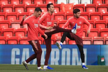 Barcelona training at Anfield