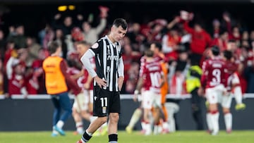 Luismi tuvo dos grandes oportunidades para marcar ante el Murcia.