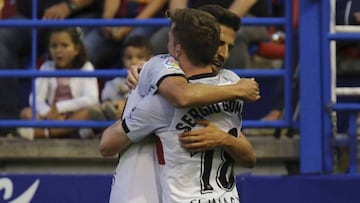 Sergio Gómez celebra el gol