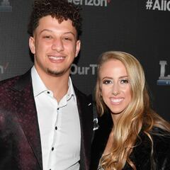 Patrick Mahomes y Brittany Matthews reciben a su bebé