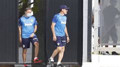 17/07/20 VALENCIA CF ENTRENAMIENTO PUERTA CERRADA PROTOCOLO CORONAVIRUS COVID-19
 VORO
 CHEMA SANZ