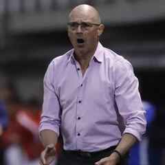 El calvario de Arias: peor inicio de un DT de la U en 65 años