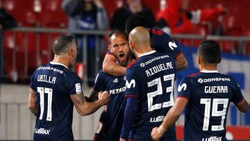 Futbol, Universidad de Chile vs Audax Italiano.
Segunda fecha, segunda vuelta Campeonato 2019.
El jugador de Universidad de Chile Lucas Aveldano celebra con sus compaeros despues de convertir un gol contra Audax Italiano durante el partido de primera division realizado en el estadio Nacional de Santiago, Chile.
03/08/2019
Felipe Zanca/Photosport
Football, Universidad de Chile vs Audax Italiano.
Second date, second round Championship 2019
Universidad de Chile's player Lucas Aveldano celebrates with teammates after scoring against Audax Italiano during the first division football match held at the Nacional stadium in Santiago, Chile.
03/08/2019
Felipe Zanca/Photosport