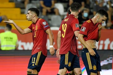 3-0. Ferrán Torres celebra el tercer gol.