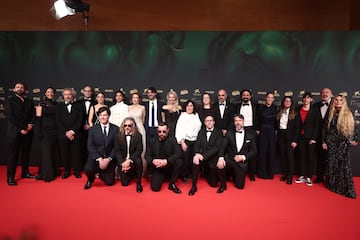 El equipo de 'La Infiltrada' posa en la alfombra roja.