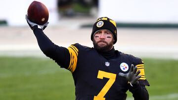 El quarterback Ben Roethlisberger super&oacute; los protocolos de COVID-19 de la NFL y estar&aacute; disponible para enfrentar a los Chargers en el SoFi Stadium.