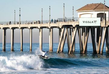 Lucía Machado ya ha viajado dos veces a Huntington Beach (California, Estados Unidos), un paraíso del surf, para competir en el campeonato del mundo junior de la ISA.