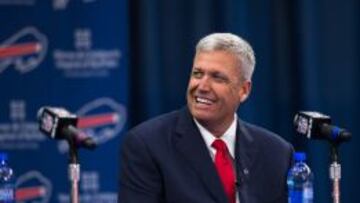 Rex Ryan en su presentaci&oacute;n como entrenador de los Bills.