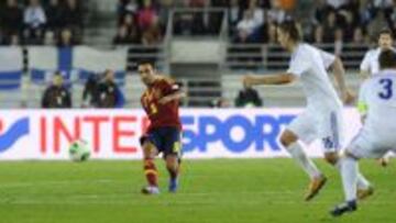 Xavi, en un partido ante Finlandia.