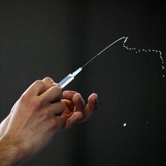 Johnson & Johnson advierte de que la vacuna contra el coronavirus puede ser anual