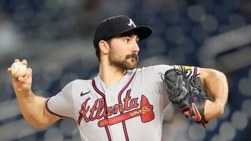 Spencer Strider #99 of the Atlanta Braves pitches