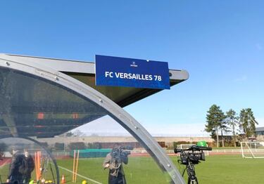 Versalles, el equipo exiliado por una absurda ley de Luis XIV