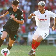 Casting en el Sevilla para ser
el sustituto de Éver Banega