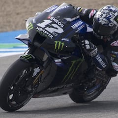 Maverick lidera el test de Jerez y Márquez sólo hace siete vueltas