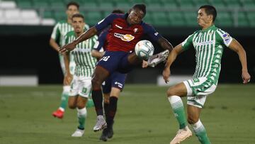 Estupiñán, en un partido de Osasuna.