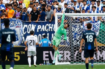 El portero belga tuvo una actuacin destacada en el partido contra el Pachuca.