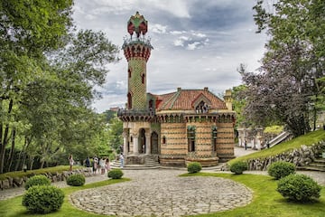 El 'Capricho' de Gaudí, un imprescindible de Santillana del Mar.