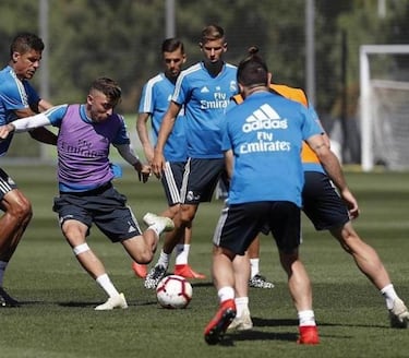 Lyon, Dortmund y Arsenal, atentos al futuro de Gelabert en el Madrid