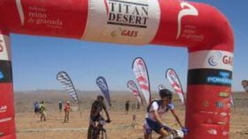 Roberto Heras se pone líder tras una avería de Pinto