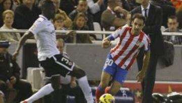 Juanfran ante Cissokho