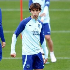 “João Félix no debería haber dejado el Benfica”