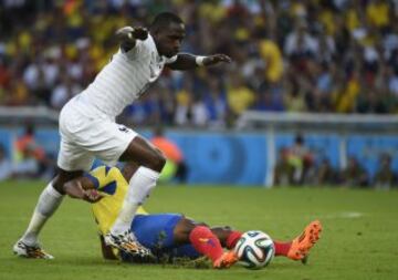 Moussa Sissoko y Segundo Castillo.