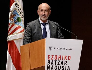 Elizegi se va con los nuevos Estatutos aprobados