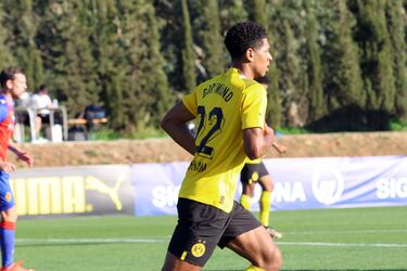 Bellingham pone el arte y Haller los goles