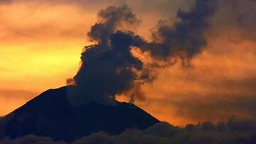 ¿En qué semáforo se encuentra el volcán Popocatépetl y cuántas fases tiene?